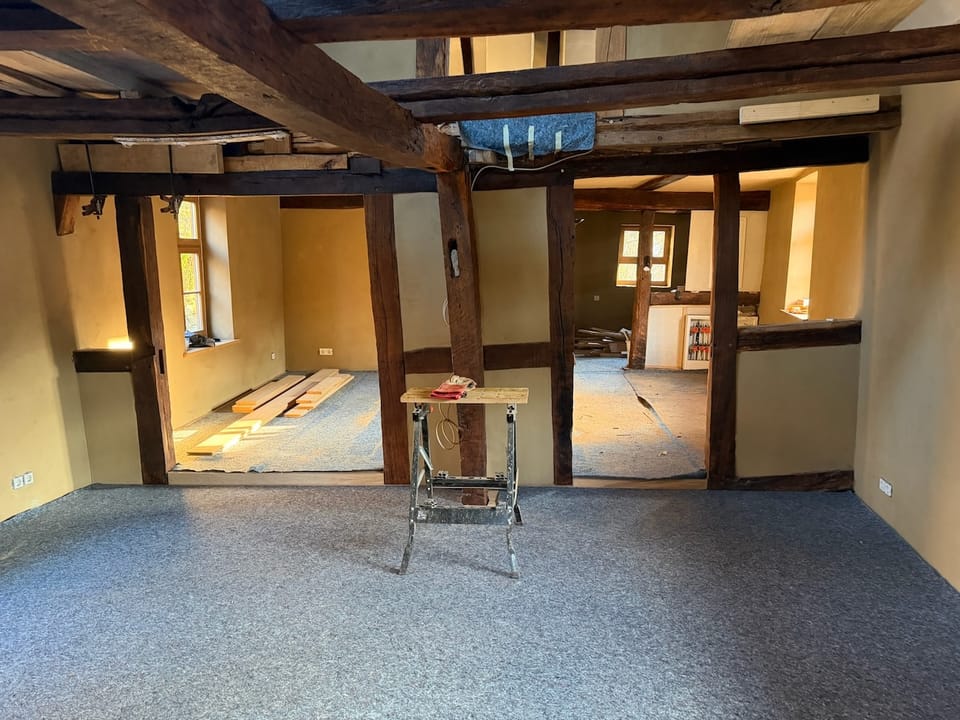 Tag 1225 - Dielen und Fliesen ...